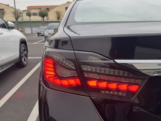 TOYOTA豐田 CAMRY  第4張相片
