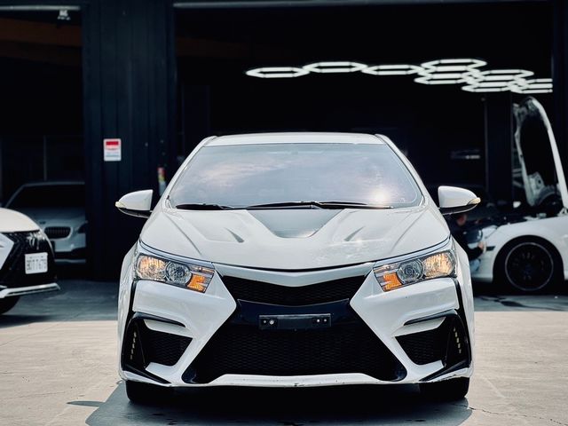 TOYOTA豐田 ALTIS  第2張相片