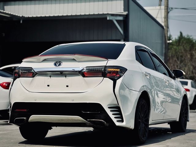 TOYOTA豐田 ALTIS  第6張相片