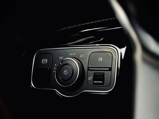 M-BENZ賓士 A200  第10張相片