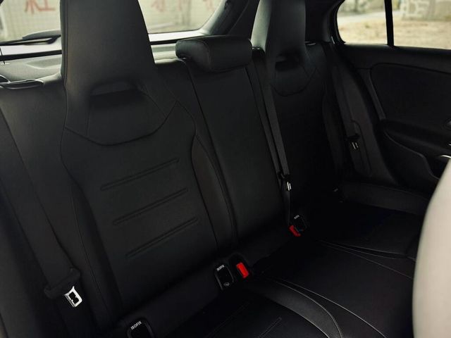 M-BENZ賓士 A200  第18張相片
