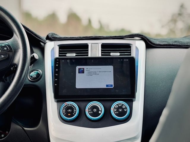 MITSUBISHI三菱 COLT PLUS  第5張相片