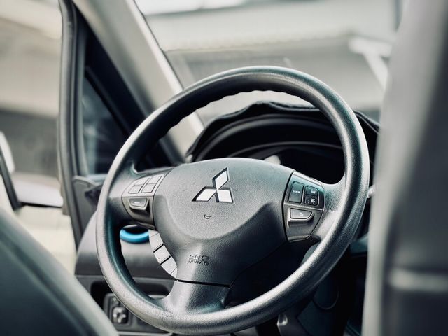 MITSUBISHI三菱 COLT PLUS  第6張相片