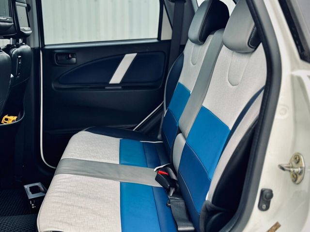 MITSUBISHI三菱 COLT PLUS  第9張相片