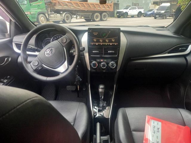TOYOTA豐田 YARIS  第6張相片