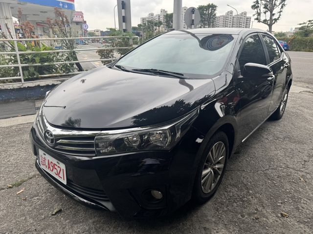 TOYOTA豐田 ALTIS  第1張相片
