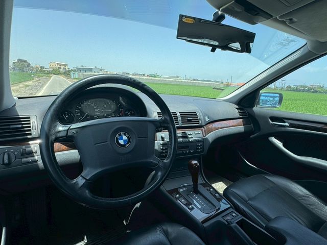 BMW寶馬 318IA  第10張相片