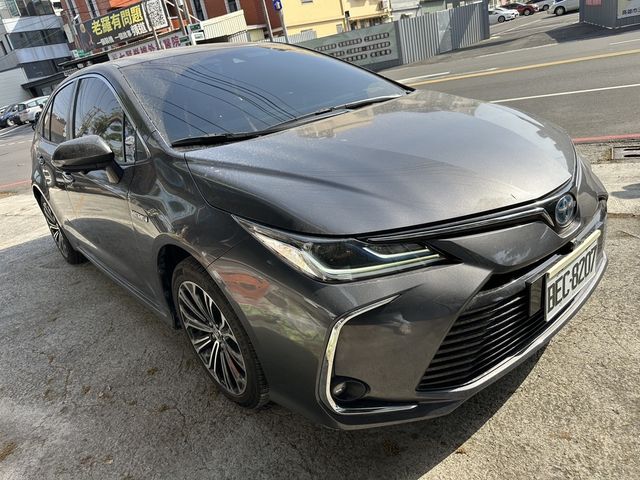 TOYOTA豐田 ALTIS  第1張相片