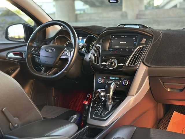 FORD福特 FOCUS  第6張相片