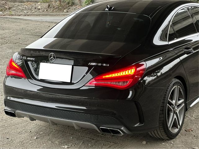 M-BENZ賓士 CLA45 AMG  第4張相片