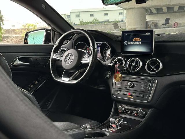 M-BENZ賓士 CLA45 AMG  第6張相片