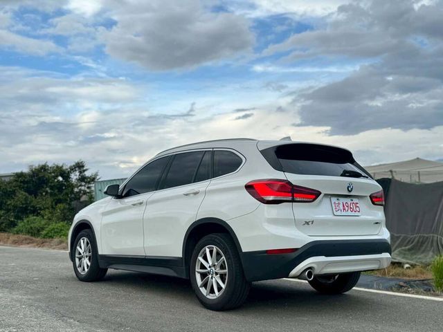 BMW寶馬 X1  第4張相片