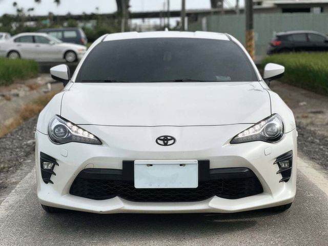 TOYOTA豐田 86  第3張相片