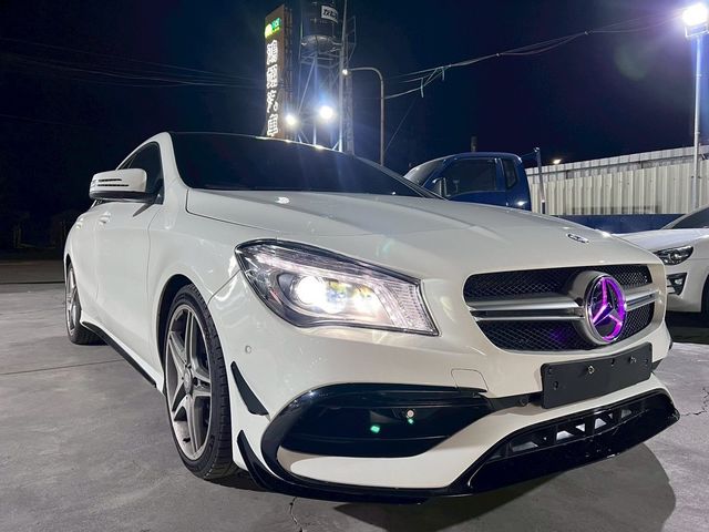 M-BENZ賓士 CLA250  第3張相片