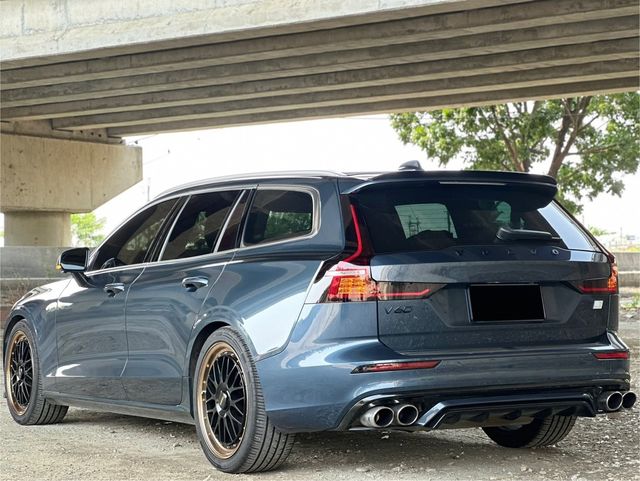 VOLVO富豪 V60  第8張相片