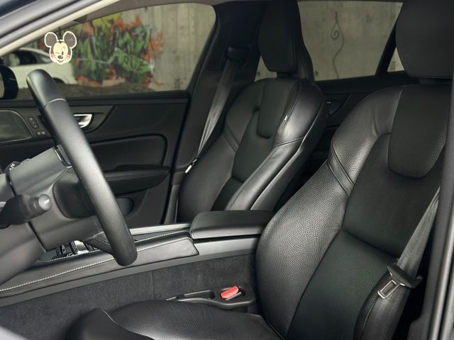 VOLVO富豪 V60  第12張相片