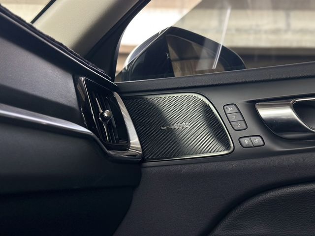 VOLVO富豪 V60  第13張相片