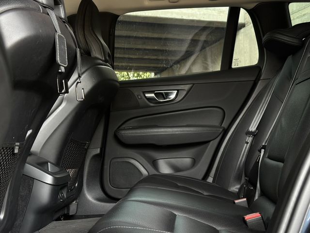 VOLVO富豪 V60  第14張相片