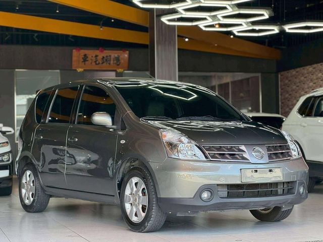 NISSAN日產 LIVINA  第1張相片