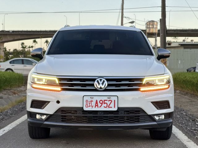 VOLKSWAGEN福斯 TIGUAN  第2張相片