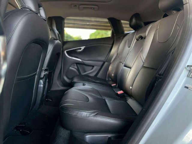 VOLVO富豪 V40  第6張相片