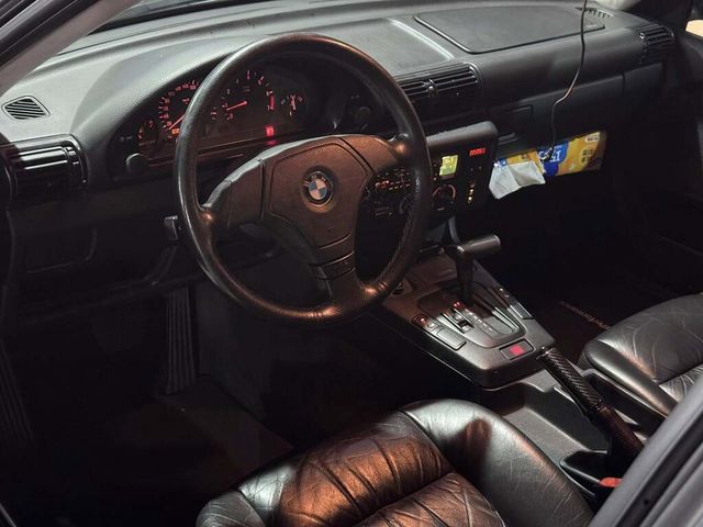 BMW寶馬 318IA  第5張相片