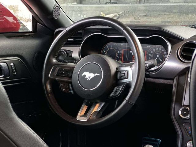 FORD福特 MUSTANG  第7張相片