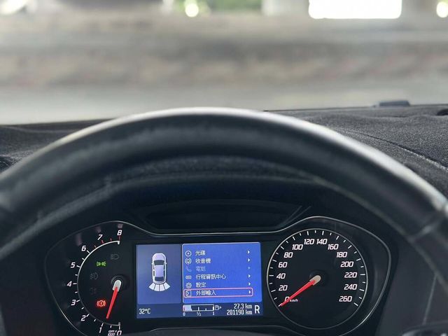 FORD福特 MONDEO  第6張相片
