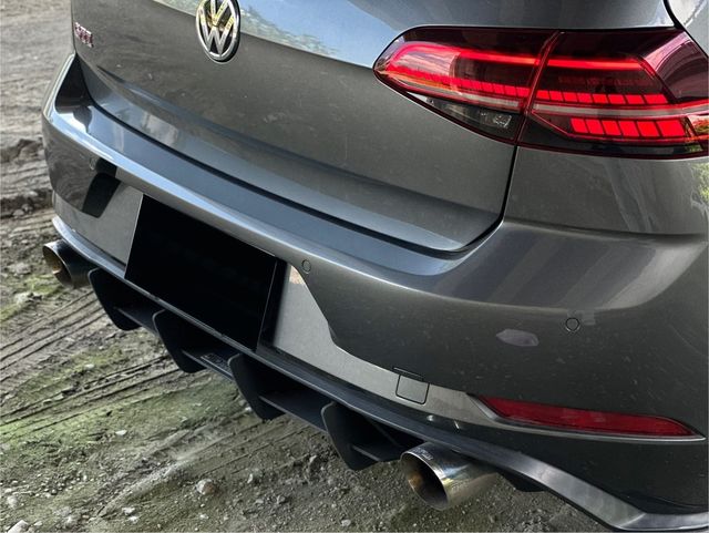 VOLKSWAGEN福斯 GOLF GTI  第3張相片