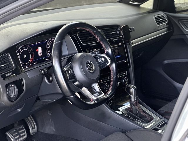 VOLKSWAGEN福斯 GOLF GTI  第11張相片
