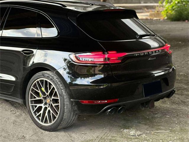 PORSCHE保時捷 MACAN  第4張相片