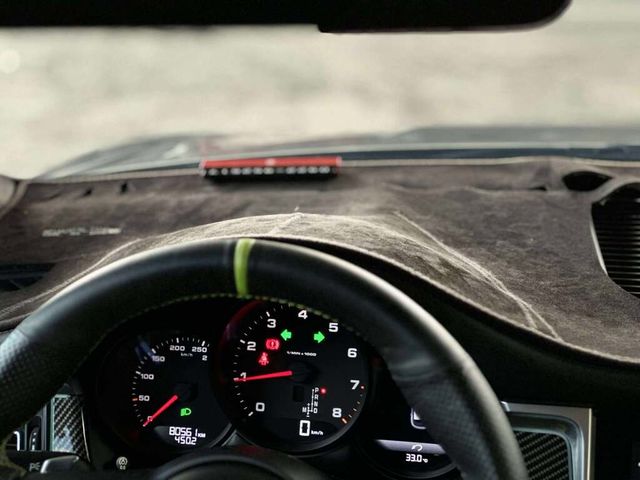 PORSCHE保時捷 MACAN  第7張相片
