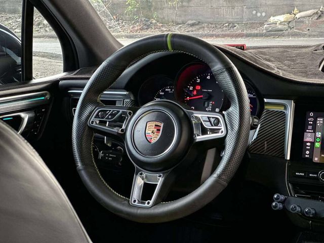 PORSCHE保時捷 MACAN  第9張相片