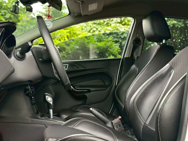 FORD福特 FIESTA  第7張相片