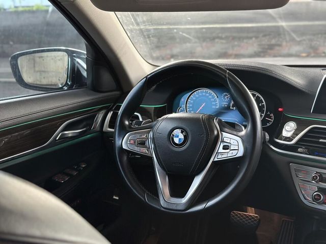 BMW寶馬 730D  第5張相片
