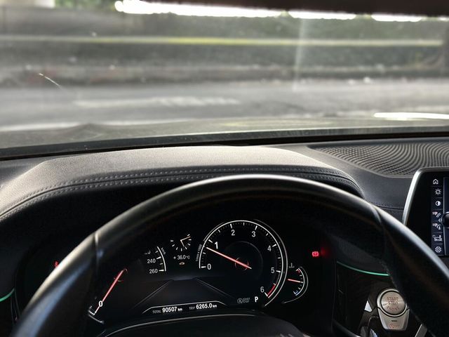 BMW寶馬 730D  第6張相片