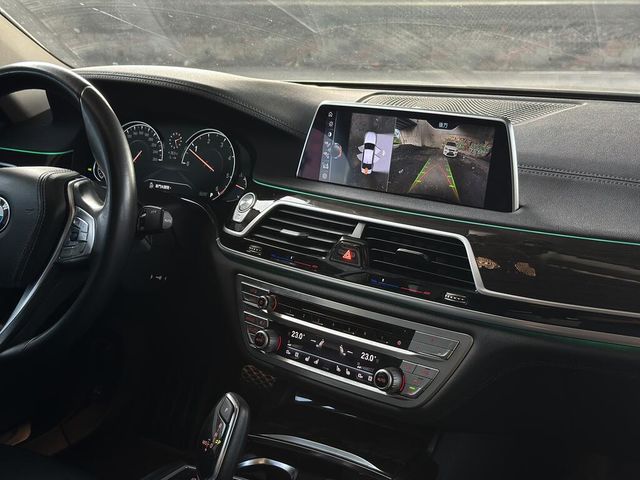 BMW寶馬 730D  第7張相片