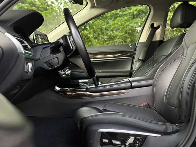 BMW寶馬 730D  第10張相片