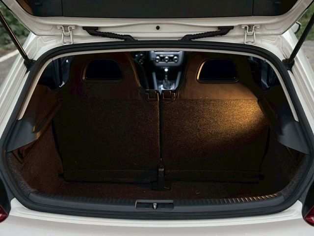 VOLKSWAGEN福斯 SCIROCCO  第9張相片