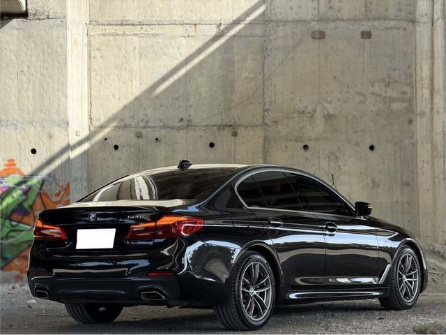 BMW寶馬 520I  第2張相片