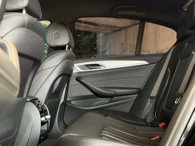 BMW寶馬 520I  第12張相片