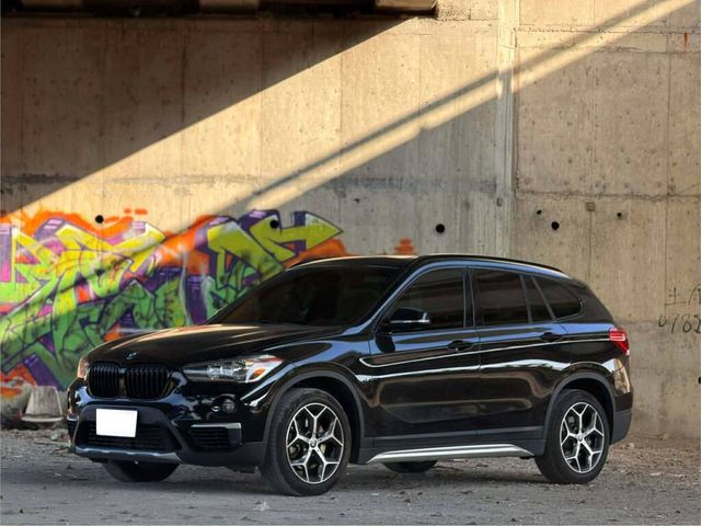 BMW寶馬 X1  第1張相片