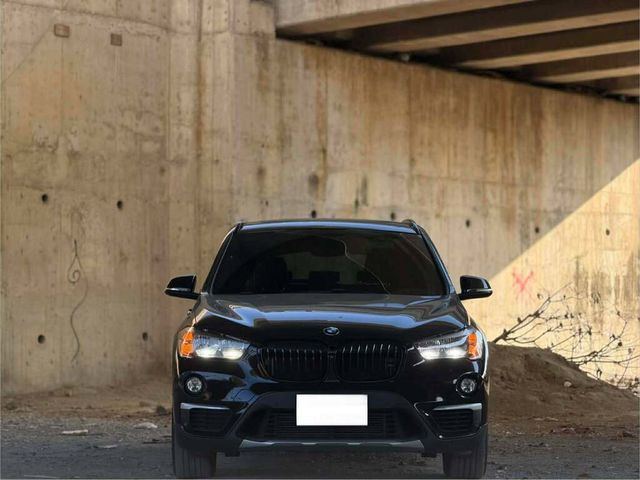 BMW寶馬 X1  第3張相片