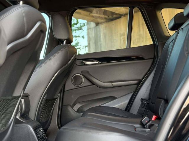 BMW寶馬 X1  第10張相片