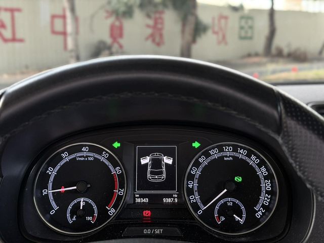 SKODA司科達 FABIA  第7張相片