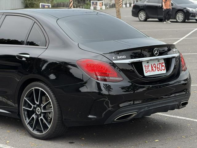 M-BENZ賓士 C300  第4張相片