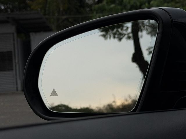 M-BENZ賓士 C300  第13張相片