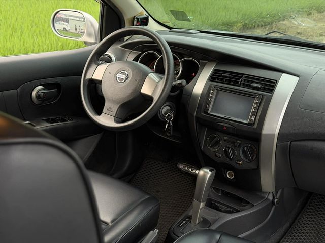 NISSAN日產 LIVINA  第3張相片