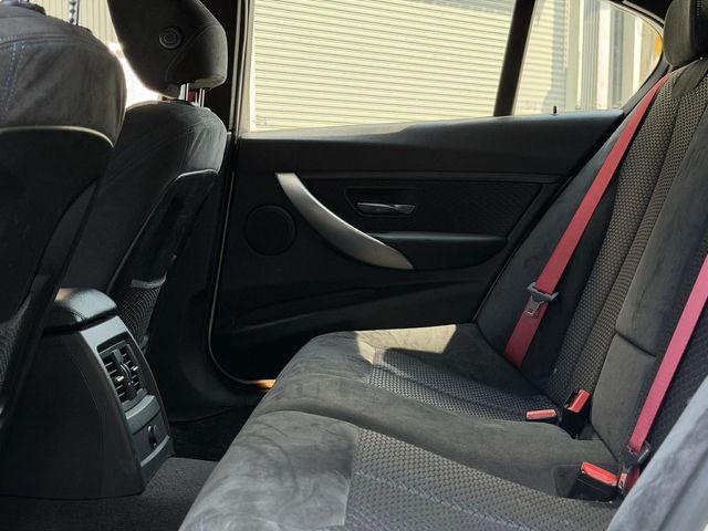 BMW寶馬 320I M SPORT  第7張相片