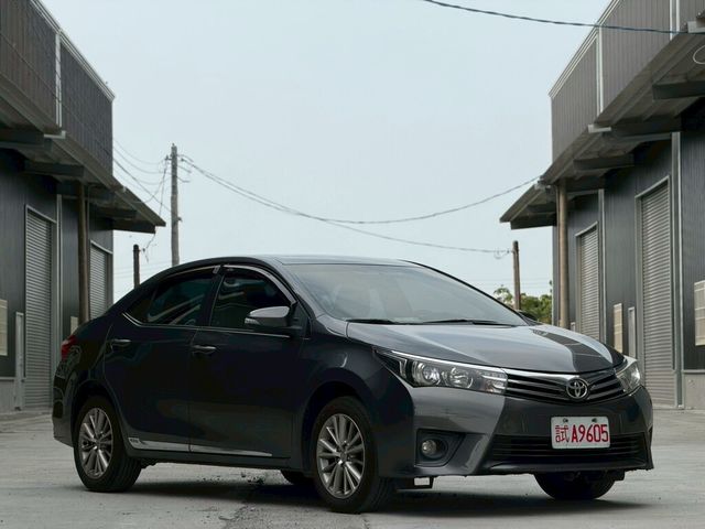 TOYOTA豐田 ALTIS  第1張相片